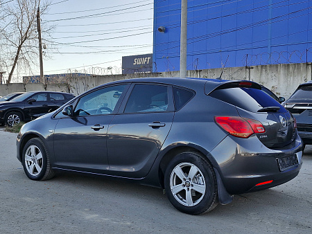 Opel Astra 1.6 MT (115 л.с.), 2012 Opel Astra 1.6 MT (115 л.с.), 2012 — купить в Нижнем Новгороде
