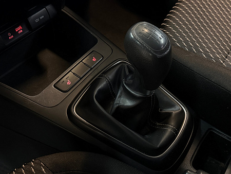 Kia Rio 1.4 MT (100 л.с.), 2018 — купить в Нижнем Новгороде
