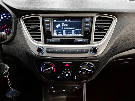 Hyundai Solaris 1.6 AT (123 л.с.), 2020 Hyundai Solaris 1.6 AT (123 л.с.), 2020 — купить в Нижнем Новгороде