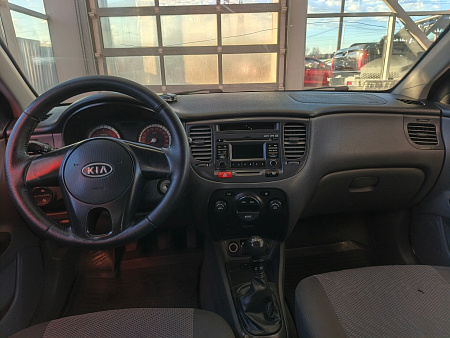 Kia Rio 1.4 MT (95 л.с.), 2010 Kia Rio 1.4 MT (95 л.с.), 2010 — купить в Нижнем Новгороде
